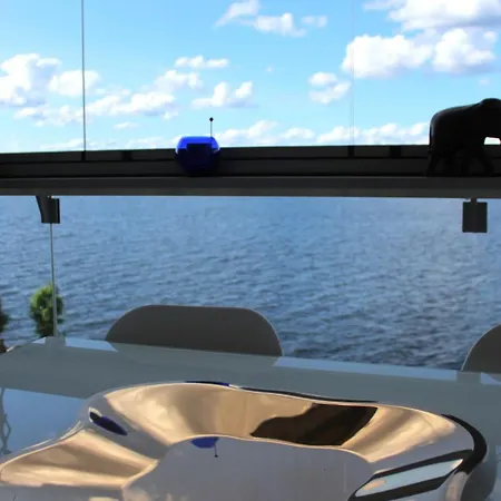 Luxury Ranta-tampellan Helmi Lakeview Free Park *