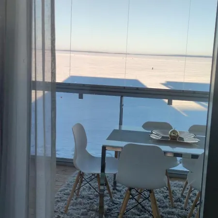 Luxury Ranta-tampellan Helmi Lakeview Free Park * Tampere