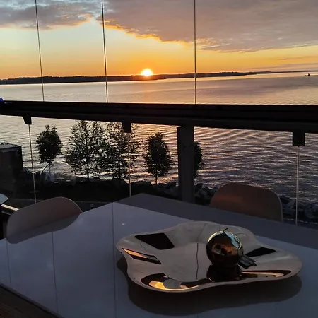 Luxury Ranta-tampellan Helmi Lakeview Free Park Apartment