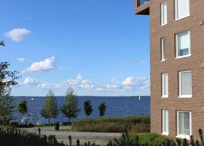 Ranta-tampellan Helmi 公寓 *